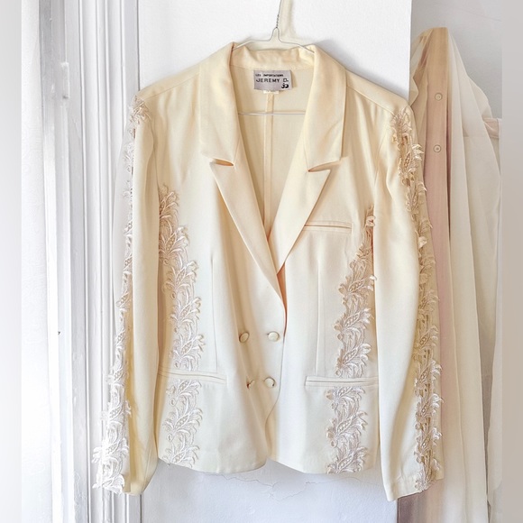 🍦vintage🍦cream embellished with lace blazer M - Picture 1 of 5